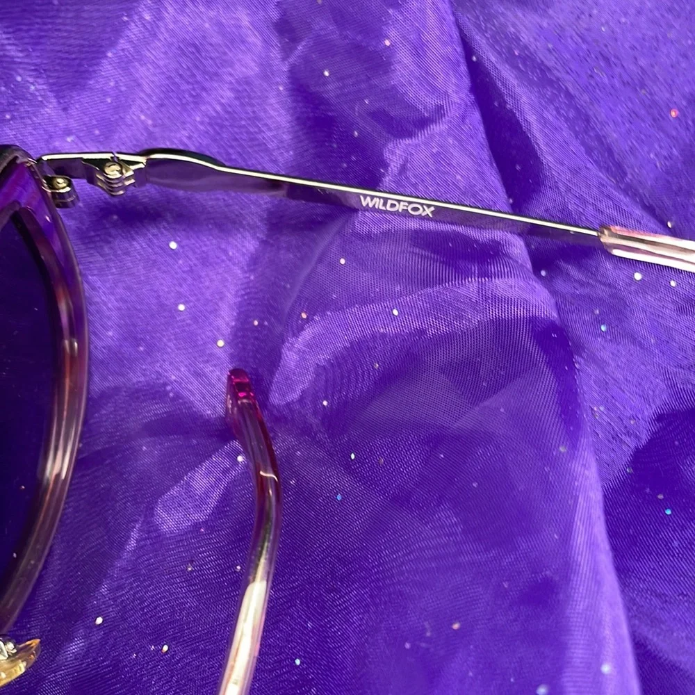 🎉Wildfox 💥RARE💥 Chaton Purple Sunglasses EUC - Picture 9 of 14